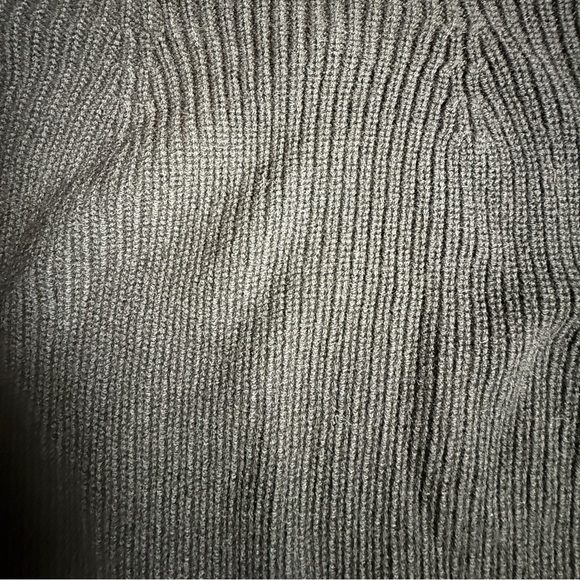 Banana Republic Wool Blend Black Sweater - Picture 8 of 8